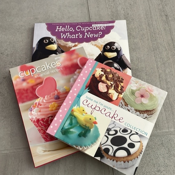 Cupcake Cook Books - Picture 1 of 10